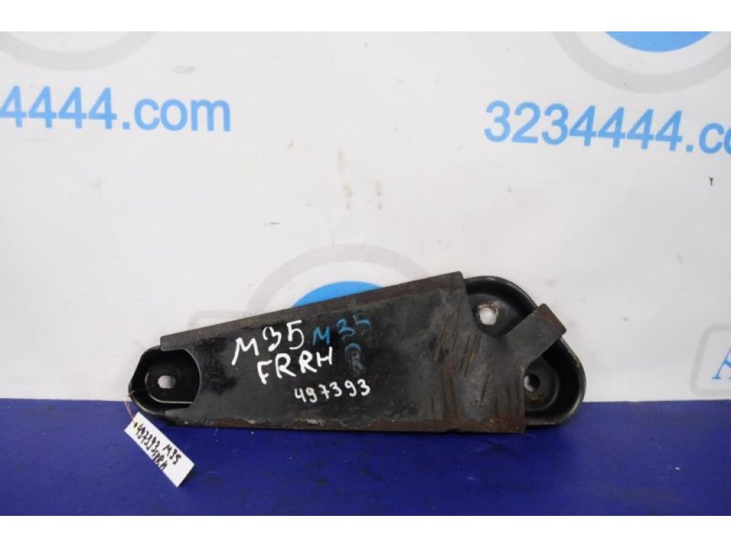 544C4-EG010 | Кріплення балки підвіски передн. прав. INFINITI M35/M45 04-10