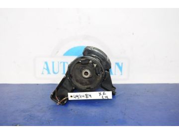 Подушка двигуна лів. SUZUKI SX4 06-13