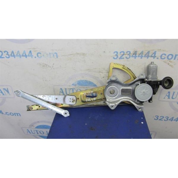 Склопідйомник передній лівий TOYOTA TC 04-10