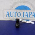 88970242 | Кнопка обогрева заднего стекла TOYOTA MATRIX 02-08