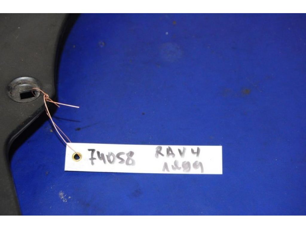 76803-42040-C0 | накладка кришки багажника прав. TOYOTA RAV4 05-12 - Фото 3