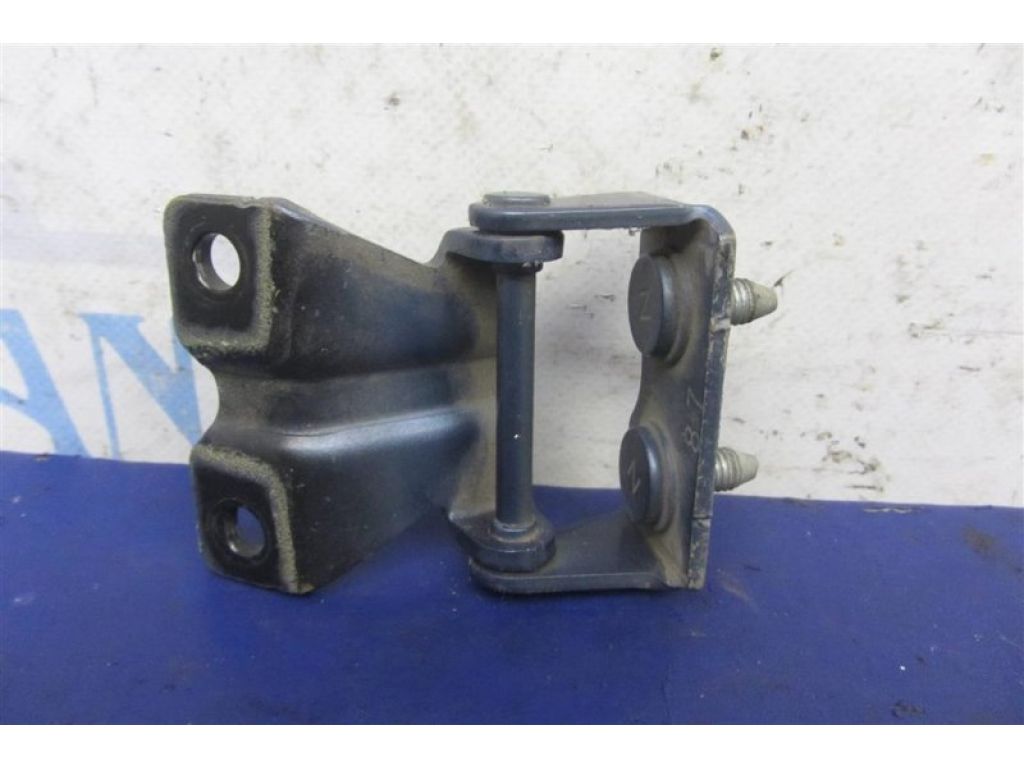 60870AG00A9P | Петля крышки багажника прав. SUBARU OUTBACK 03-09 BP