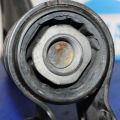 Важіль передньої підвіски нижній прав. MAZDA 3 BK 03-08 - Прев'ю 4