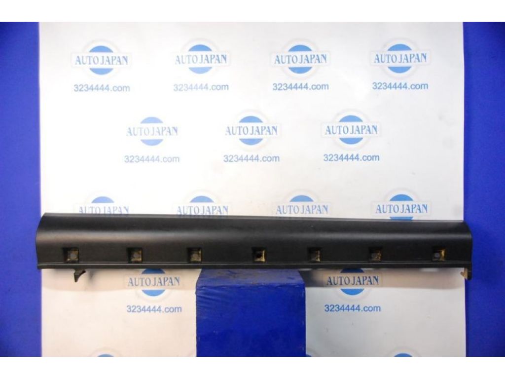 77230-80J01-5PK | Накладка порогу зовнішня прав. SUZUKI SX4 06-13
