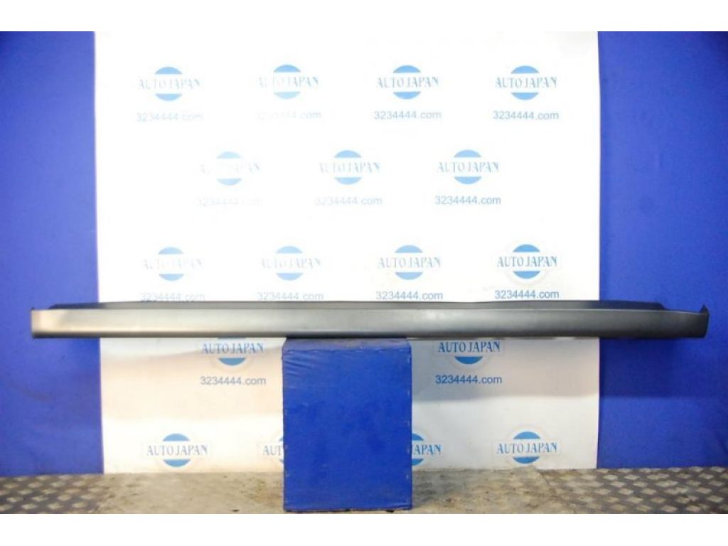 88973001 | Накладка порога наружная прав. TOYOTA MATRIX 02-08