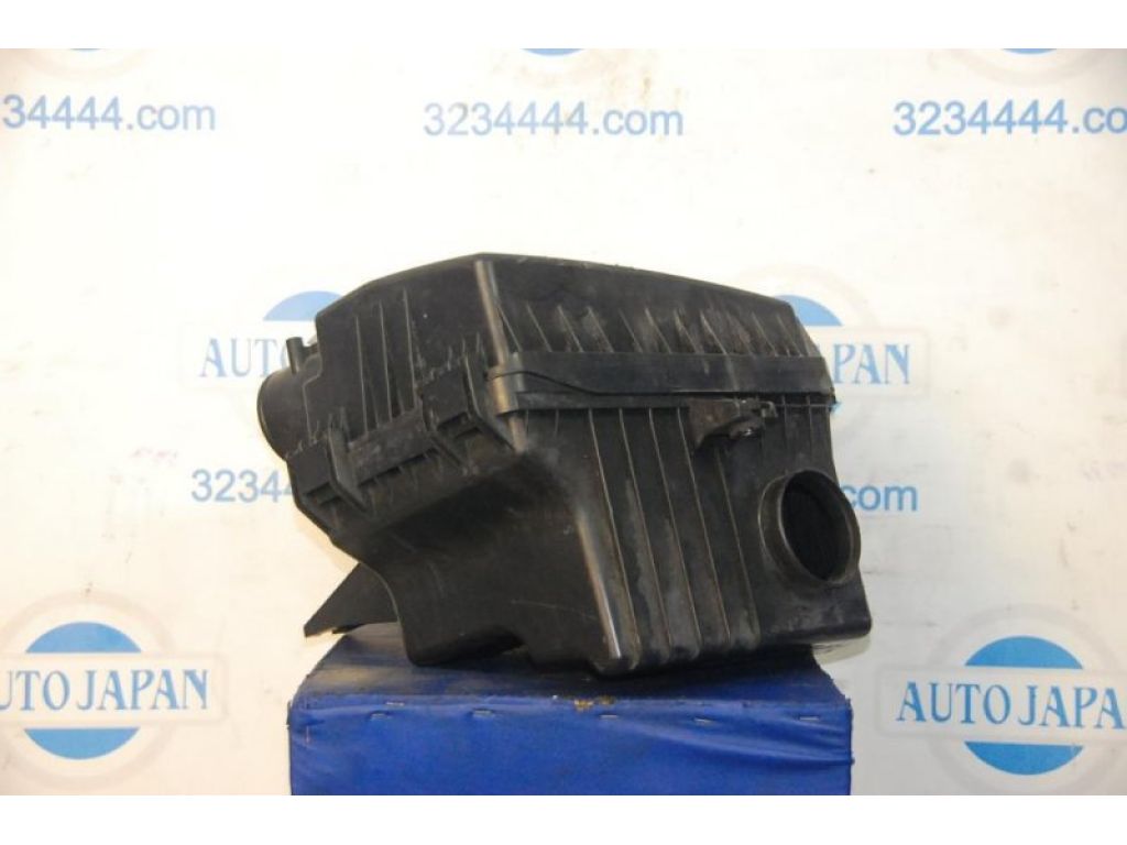 13700-57L00 | Корпус воздушного фильтра SUZUKI KIZASHI 09-14