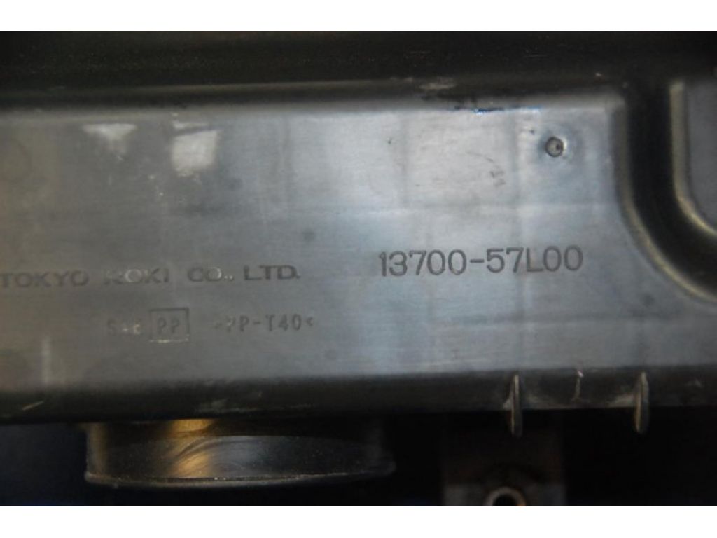 13700-57L00 | Корпус воздушного фильтра SUZUKI KIZASHI 09-14 - Фото 4