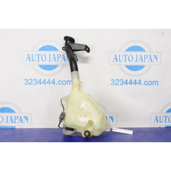 Бачок омивача HONDA LEGEND 04-13 06768-SJA-A01