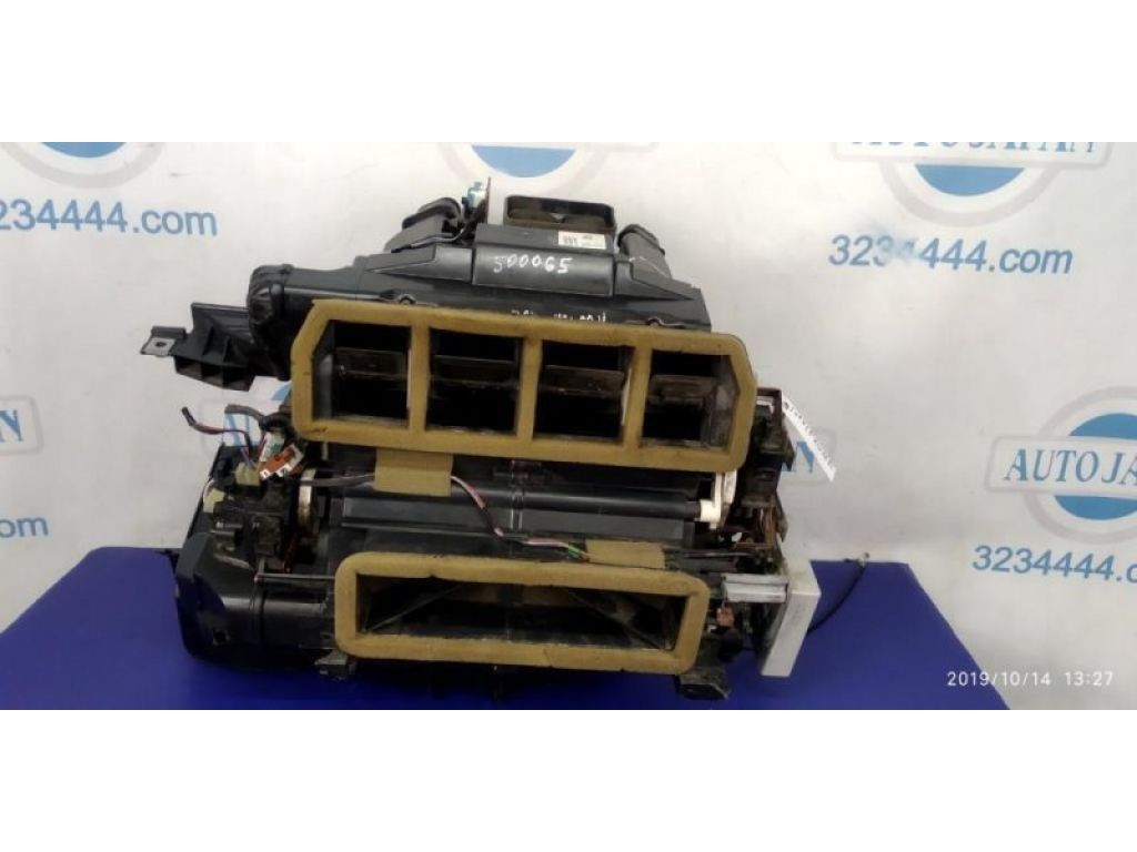 79106-SJA-A01 | Корпус печки HONDA LEGEND 04-13