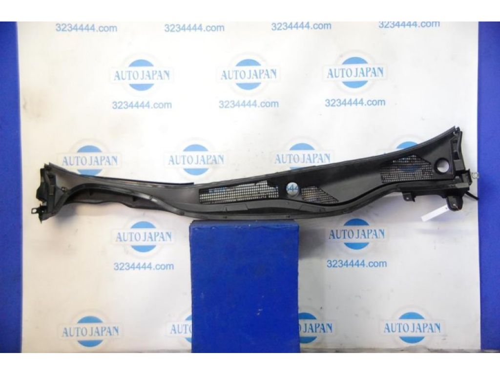55708-30100 | Пластик под лобовое стекло / Жабо LEXUS GS350 GS300 05-11