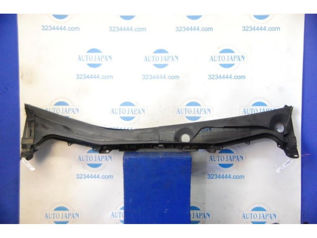 66862-EH100 | Пластик под лобовое стекло / Жабо INFINITI M35/M45 04-10