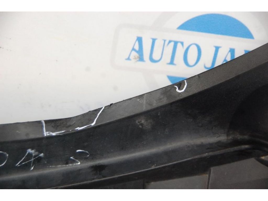 BN8V-50-7R0F | Пластик под лобовое стекло / Жабо MAZDA 3 BK 03-08 - Фото 2