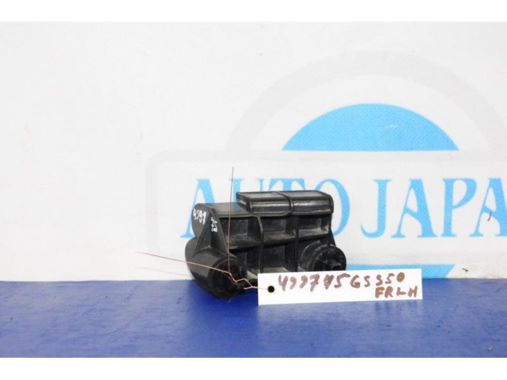Кронштейн переднього бампера лів. LEXUS GS350 GS300 05-11