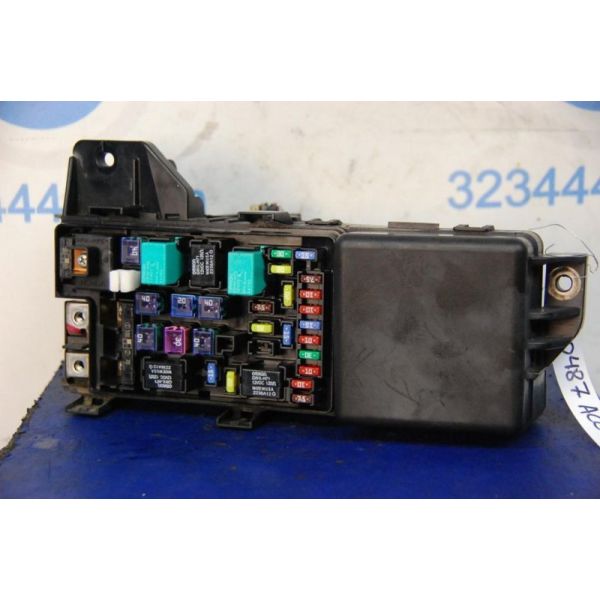 Блок запобіжників моторний відсік HONDA ACCORD COUPE 07-12 38250-SDA-A13