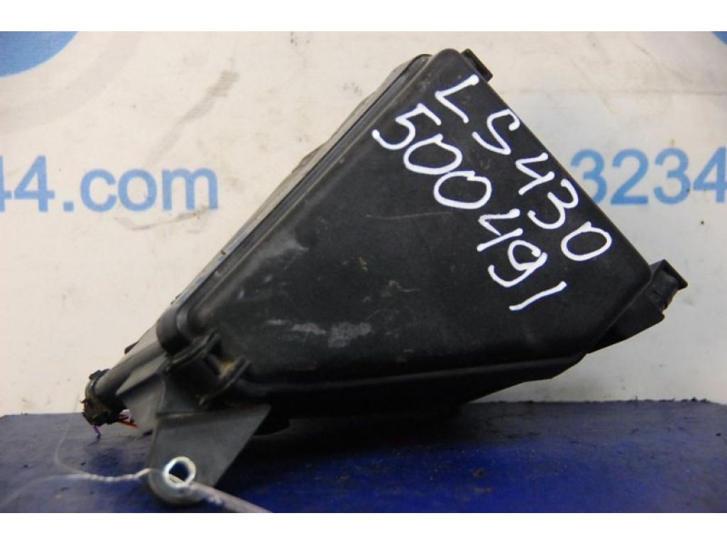 89211-50010 | Блок предохранителей моторный отсек LEXUS LS430 00-06 - Фото 2