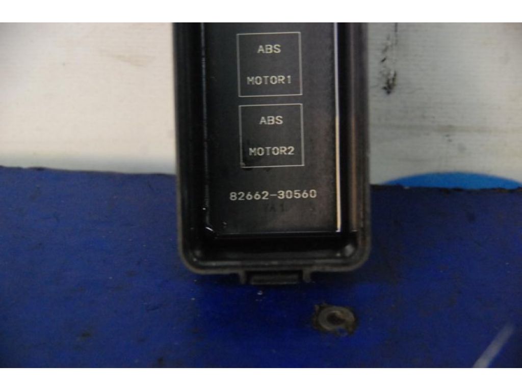 82743-30040 | реле LEXUS GS350 GS300 05-11 - Фото 3