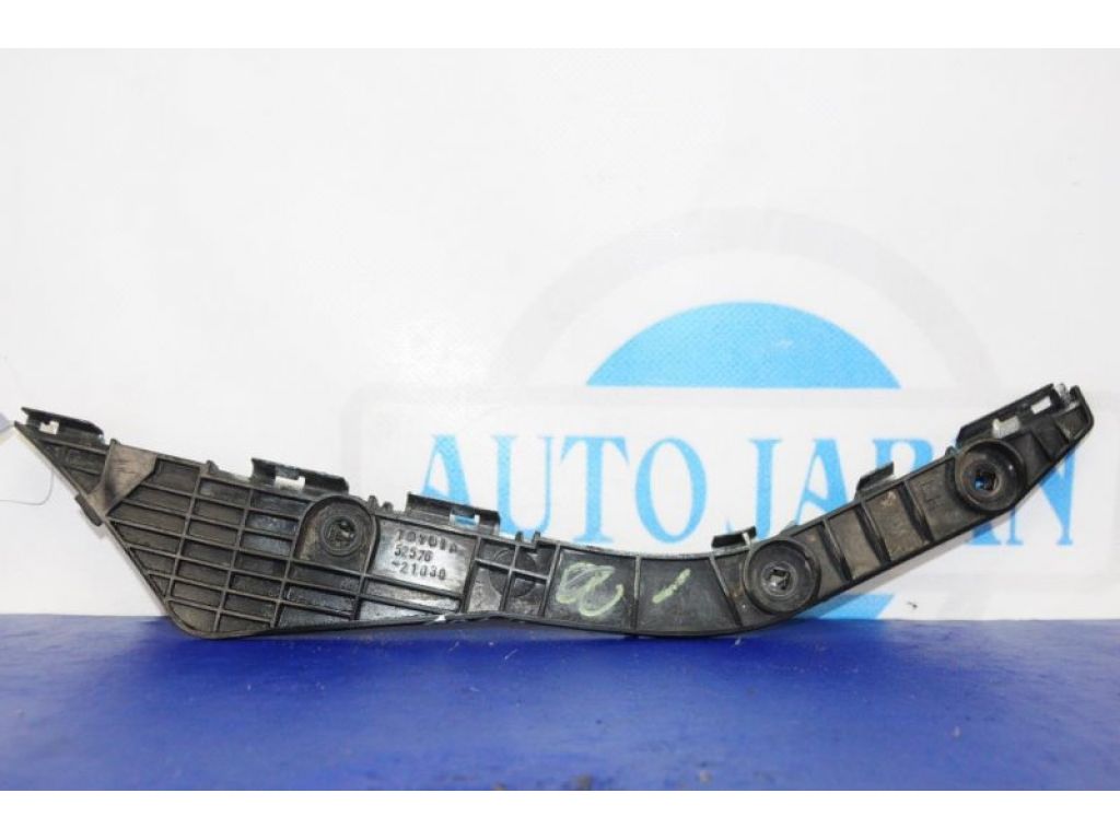 52576-21031 | Кронштейн заднього бампера лів. SCION TC 04-10