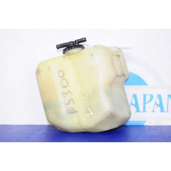 Бачок розширювальний LEXUS ES300 ES330 01-06 16470-20080