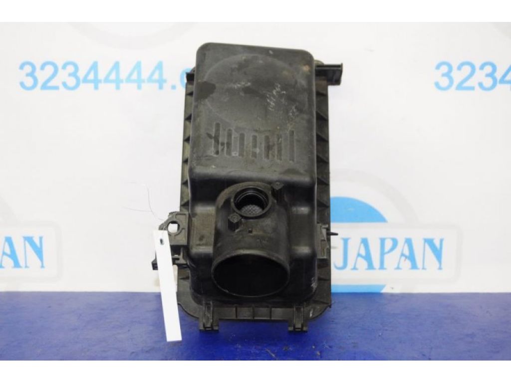 17705-28190 | Кришка корпусу повітряного фільтра SCION TC 04-10