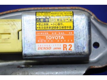 Датчик удара задн. прав. LEXUS GS350 GS300 05-11