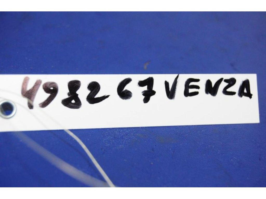 84930-08010 | Кнопка закрывания крышки багажника TOYOTA VENZA 09-16 - Фото 4