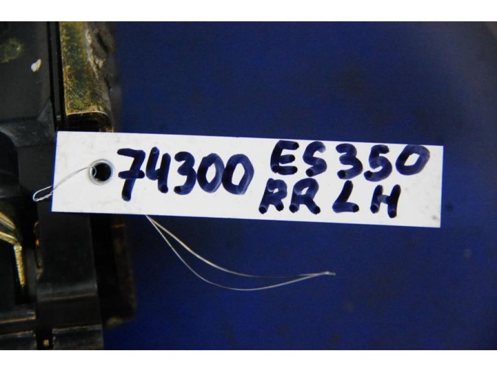 69060-33111 | Замок двері задн. лів. LEXUS ES300 ES330 01-06 - Фото 2