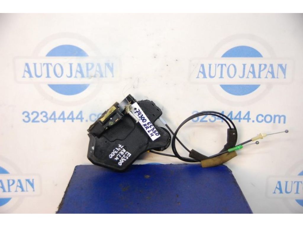 69060-33111 | Замок двері задн. лів. LEXUS ES300 ES330 01-06