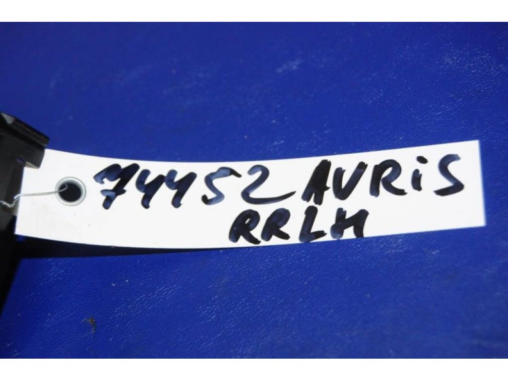 84810-33120 | Кнопка склопідіймача TOYOTA AURIS 06-12 - Фото 3