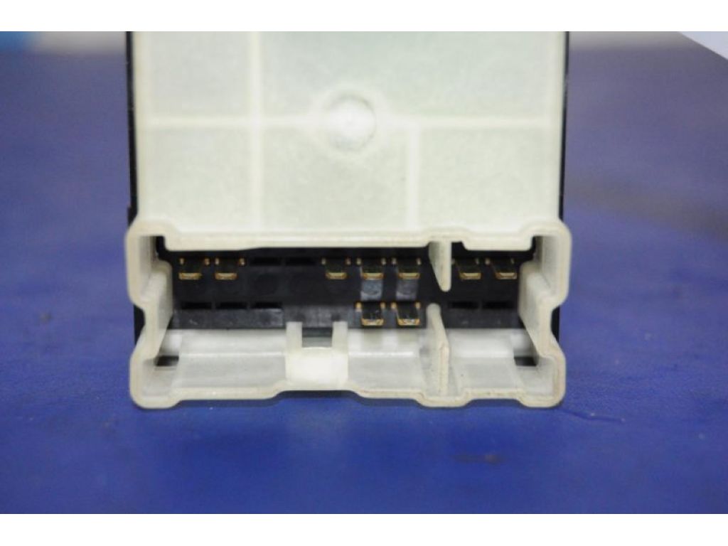 25431-JK40D | Кнопка стеклоподъемника INFINITI G25/G35/G37/Q40 06-14 - Фото 3