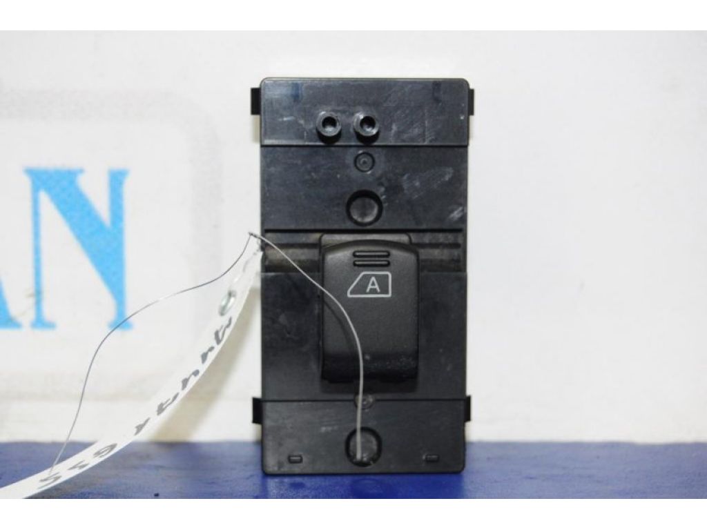 25431-JK40D | Кнопка стеклоподъемника INFINITI G25/G35/G37/Q40 06-14