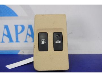 Кнопка открывания багажника внутренняя LEXUS ES350 06-12