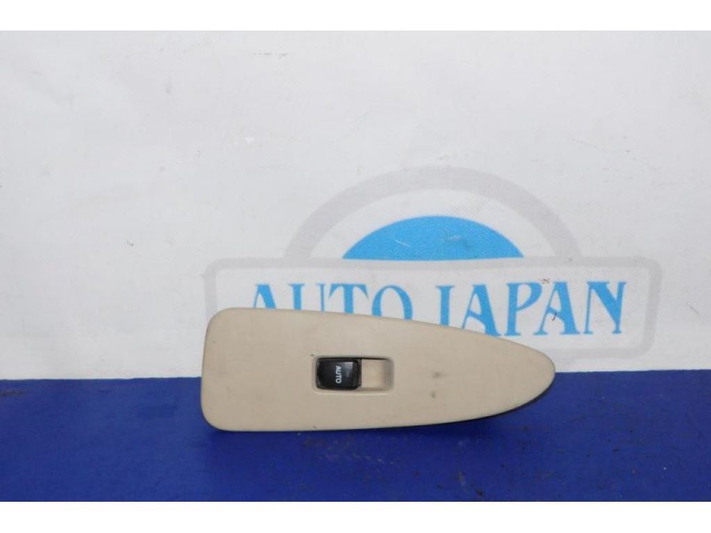 84030-33030 | Кнопка склопідіймача передн. прав. LEXUS ES300 ES330 01-06