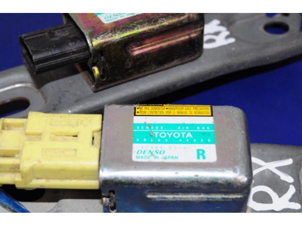 89860-48020 | Датчик удара LEXUS RX300/330/350/400 03-09