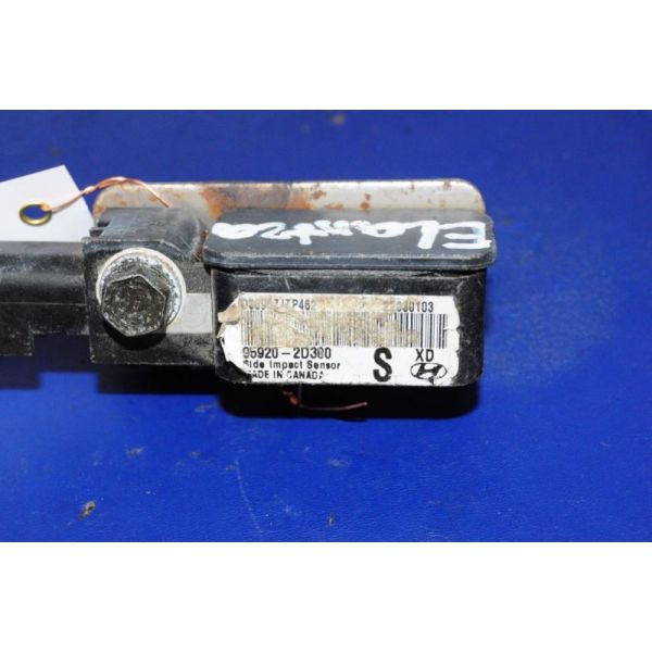 Датчик удару HYUNDAI ELANTRA XD 00-06 95920-2D300 — 3