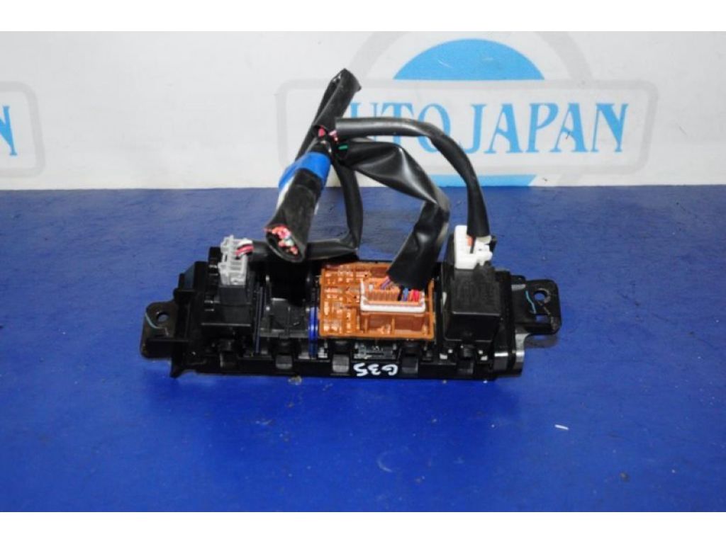 Кнопка INFINITI G35 03-07 - Фото 2