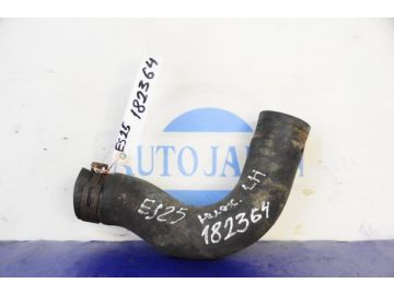 Патрубок системы охлаждения SUBARU FORESTER SG 02-07