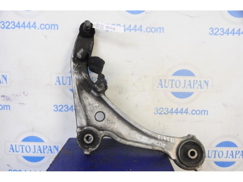 54500-JA00B | Важіль передньої підвіски нижній прав. NISSAN ALTIMA L32 07-12