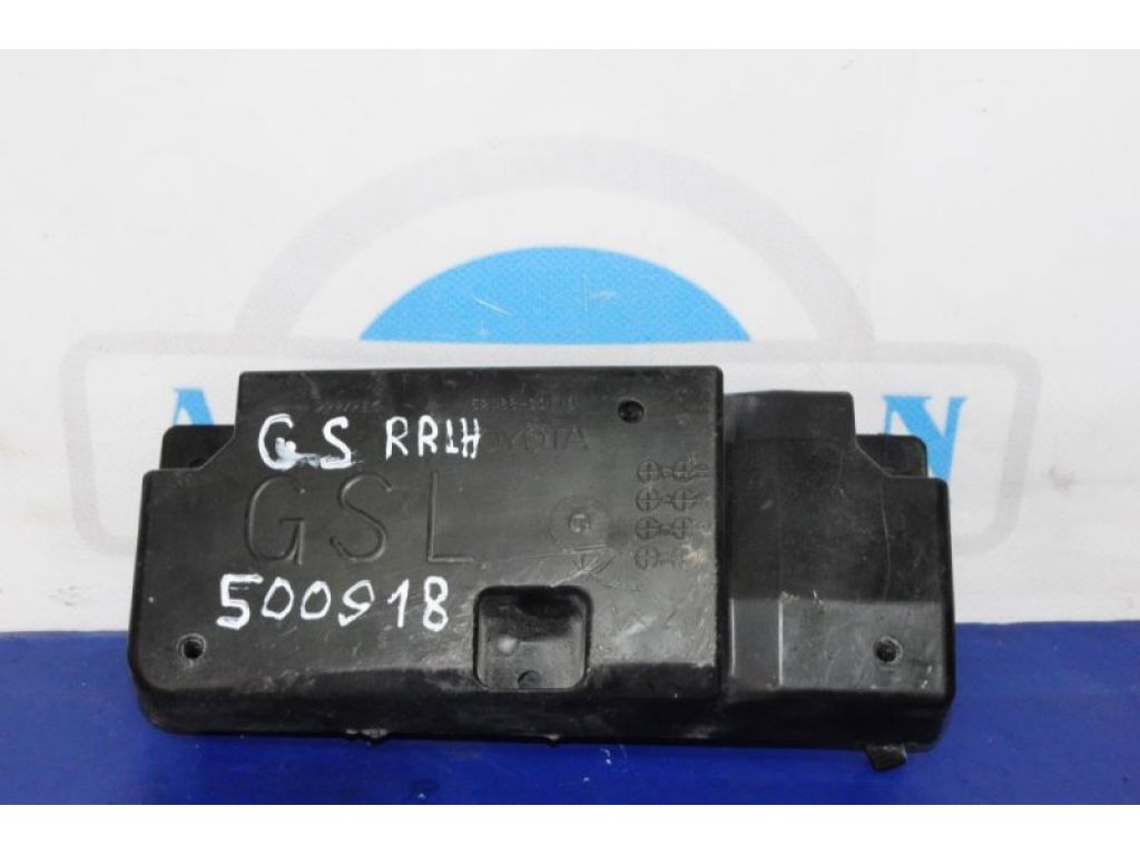 52188-30110 | Кронштейн заднего бампера лев. LEXUS GS350 GS300 05-11