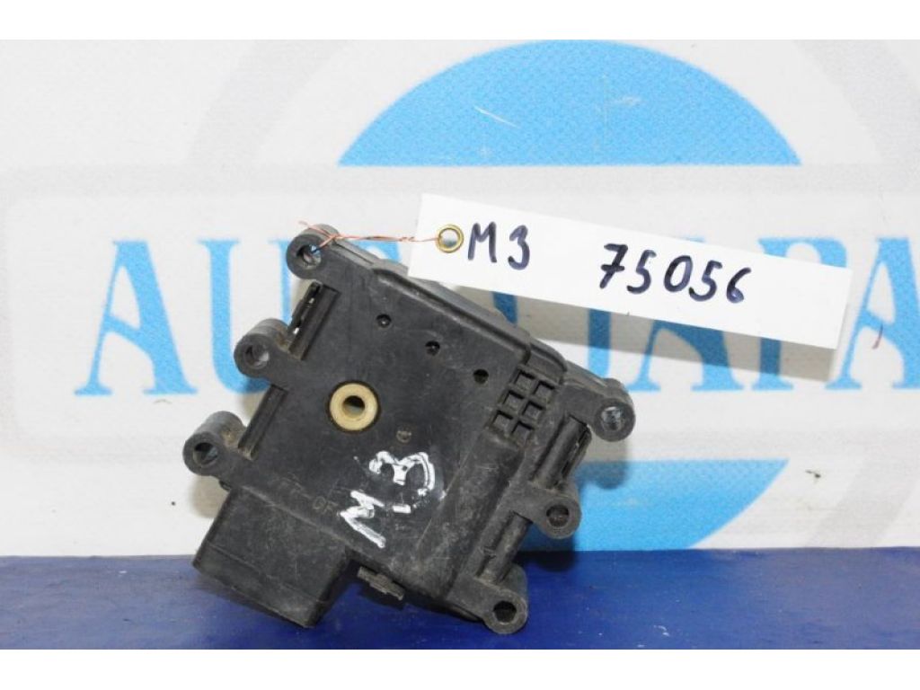 Моторчик заслонки печки MAZDA 3 BK 03-08