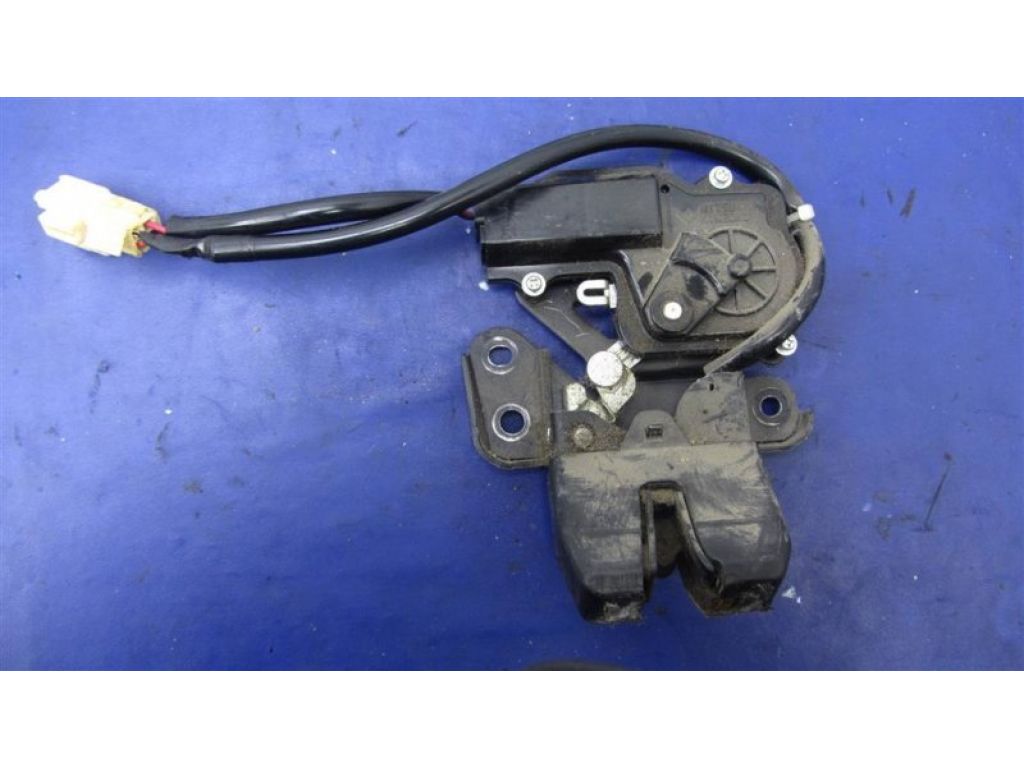 Замок крышки багажника SCION TC 04-10 - Фото 3