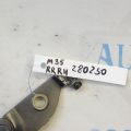 Петля крышки багажника прав. INFINITI M35/M45 04-10