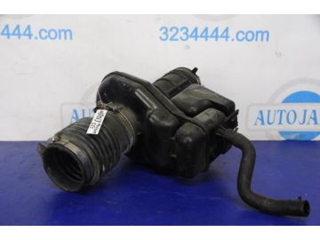 патрубок повітряного фільтра NISSAN MURANO Z50 02-07