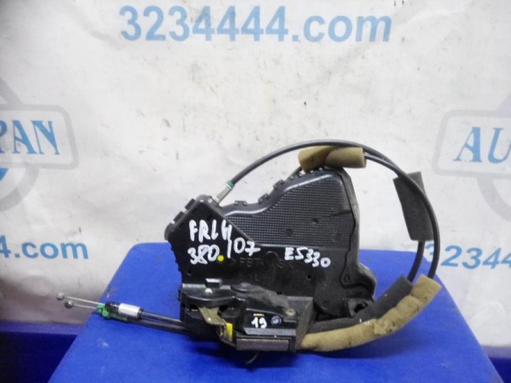 69040-33221 | Замок двери передн. лев. LEXUS ES300 ES330 01-06