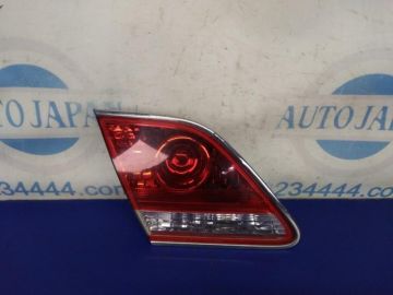 Ліхтар внутрішній задн. лів. LEXUS ES300 ES330 01-06