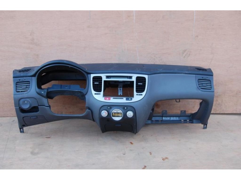 84710-1G000RU | торпедо KIA RIO JB 2005-2011