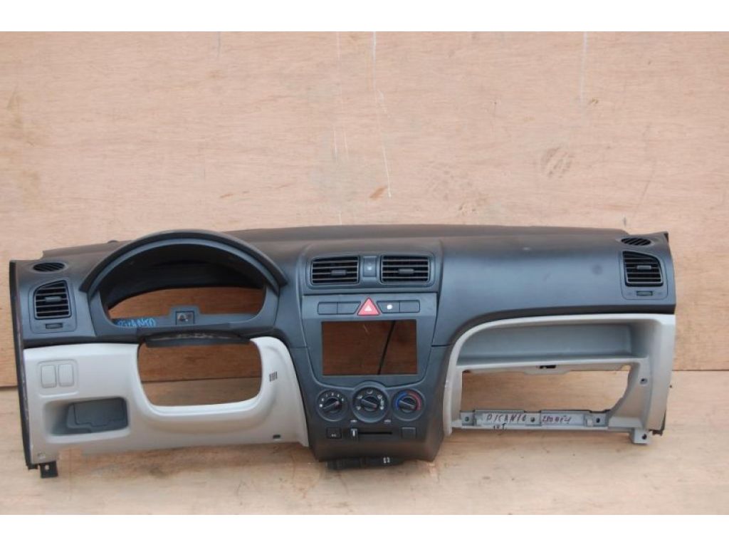 84710-07105EQ | торпедо KIA PICANTO SA 04-10