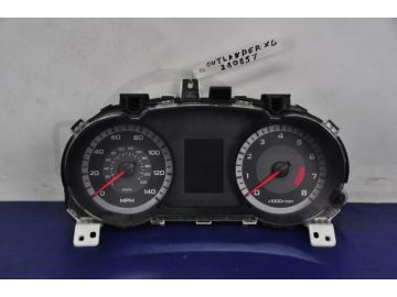 Панель приладів MITSUBISHI OUTLANDER XL 05-13