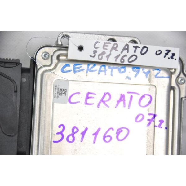 Блок керування двигуном KIA CERATO LD 04-08 39102-2A105 — 3