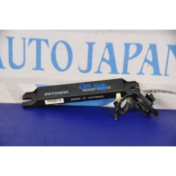 Антена HYUNDAI I30 FD 07-12 95420-3K210 — 2