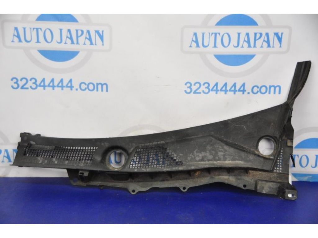 66863-JK600 | Пластик під лобове скло / Жабо лів. INFINITI G35 03-07